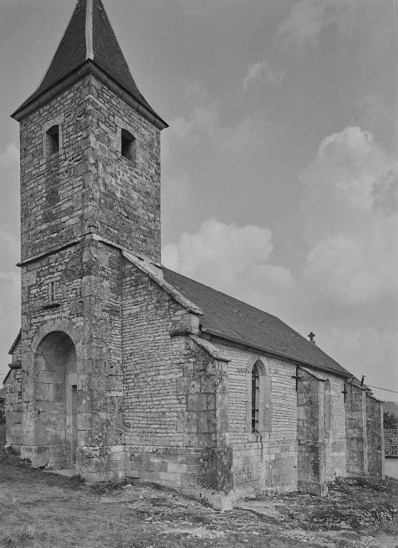 Façade et élévation droite.