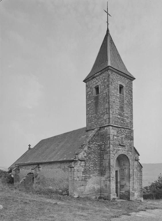 Façade et élévation gauche.