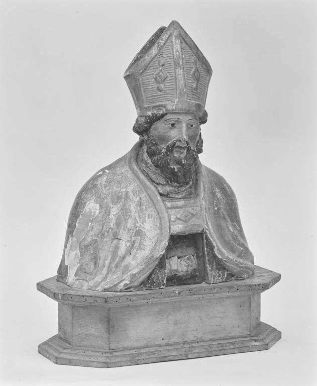 Buste-reliquaire : Saint Evêque, trois-quarts droit.