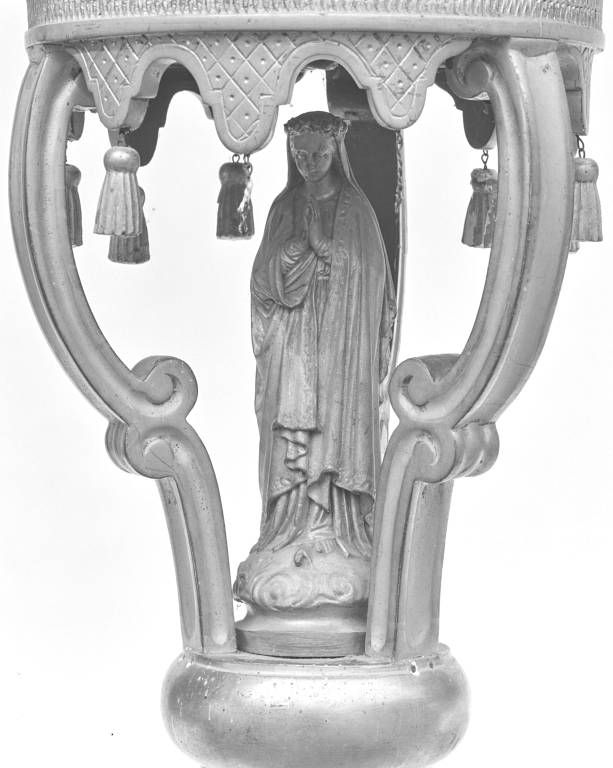 Bâton de procession, détail : Vierge.