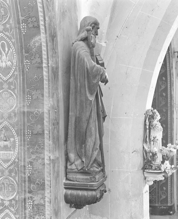 Statues en pendant : saint Philippe et saint Jacques le Majeur