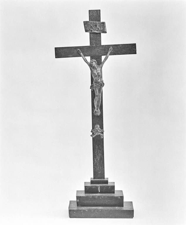 Croix de sacristie.