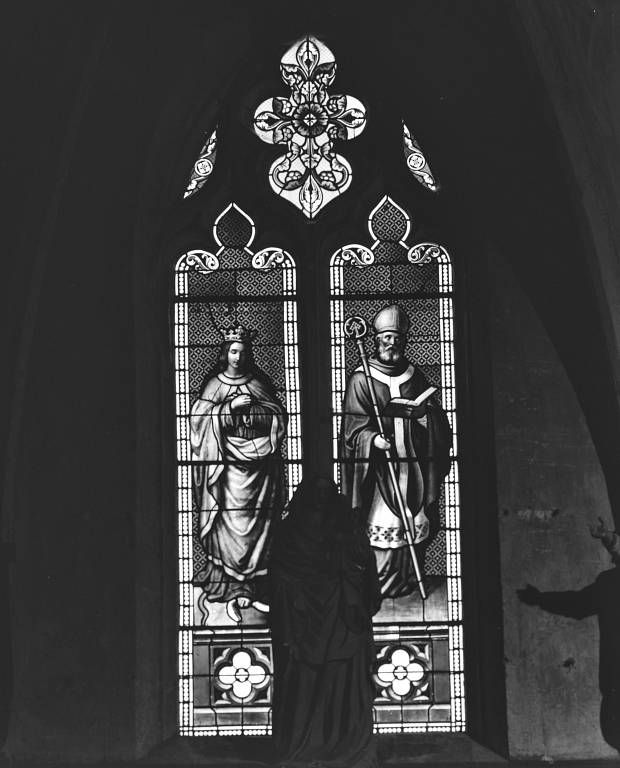 Verrière du choeur : Immaculée Conception et saint Aignan.