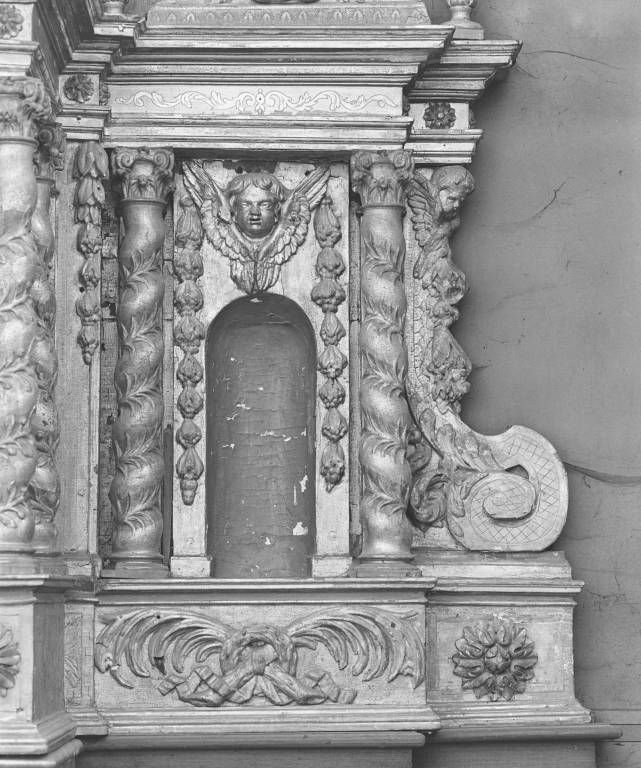 Tabernacle, détail : aile droite.