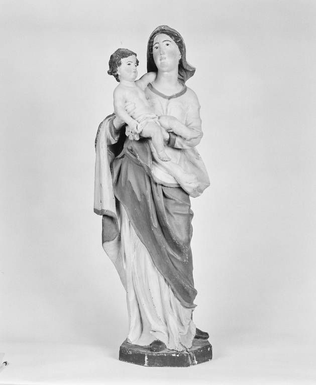 Statue : Vierge à l'Enfant