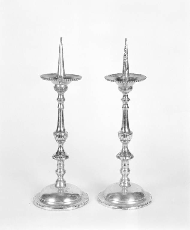 Paire de chandeliers.