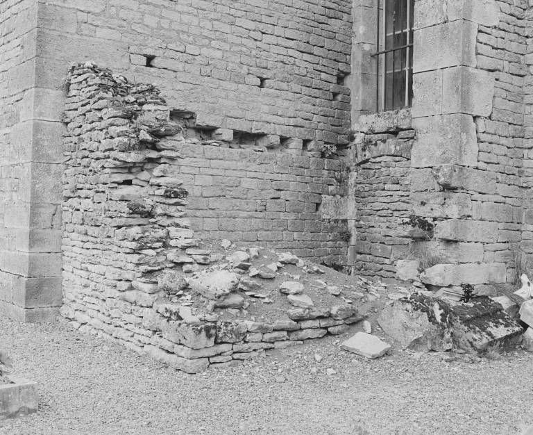 Sacristie, vestiges.