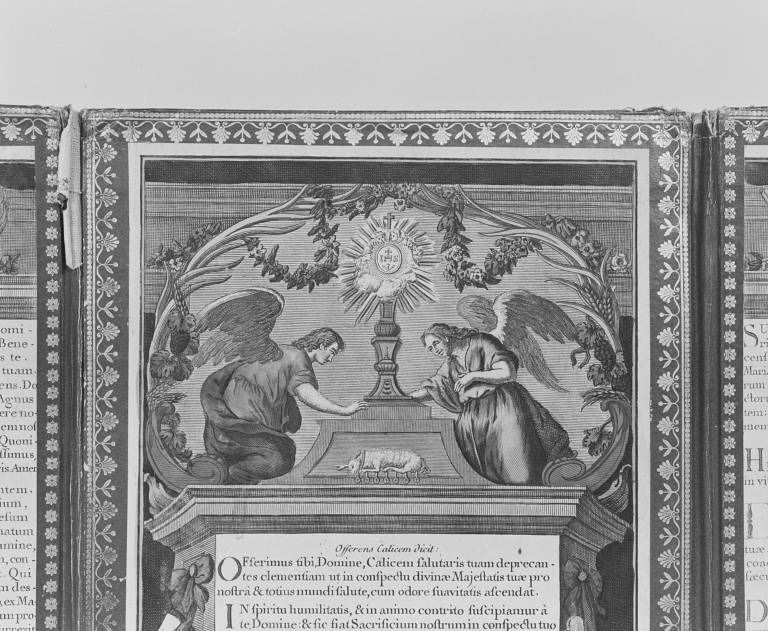 Canon central : détail de la partie supérieure.