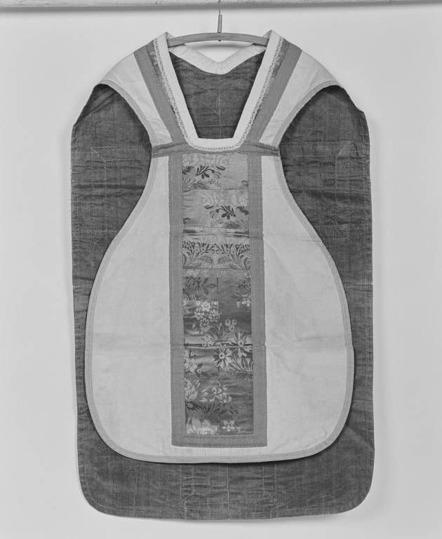 Chasuble blanche : revers.