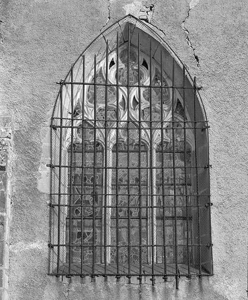 Fenêtre sud du choeur.