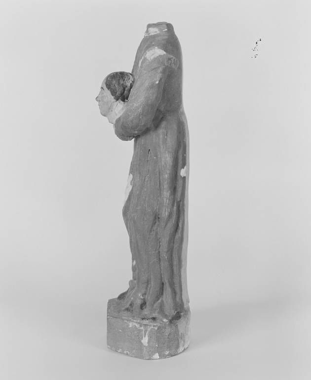 Statuette : saint Symphorien, profil gauche.