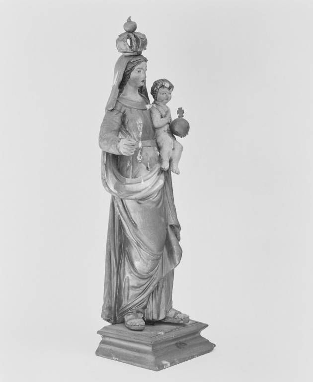 Ensemble de deux bâtons de procession : Vierge à l'Enfant et saint Blaise