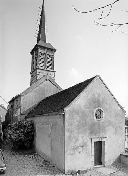 Façade et élévation gauche.