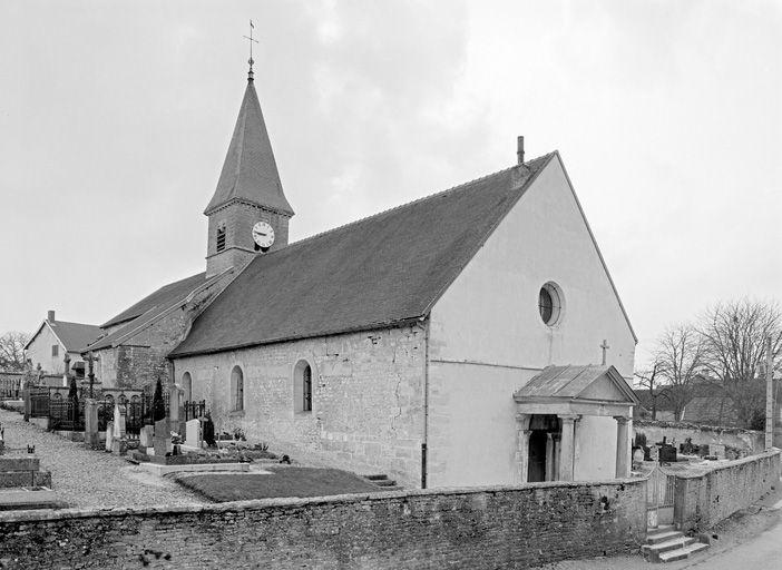 Façade et élévation gauche.