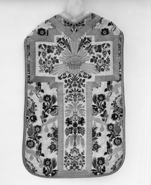 Chasuble (ornement blanc)