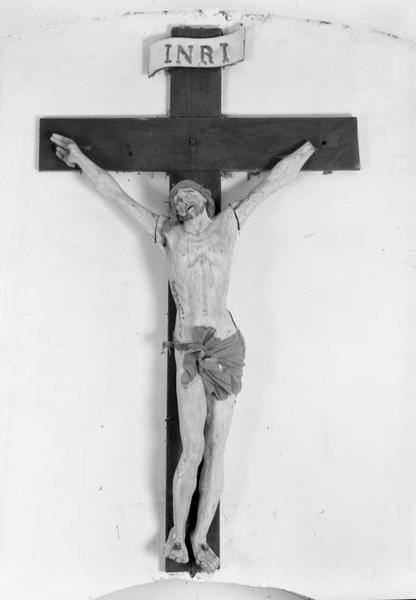 Croix : Christ en croix