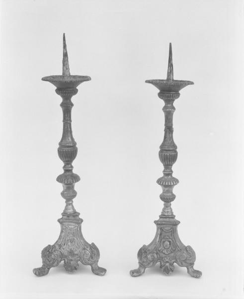 2 chandeliers d'autel (paire)