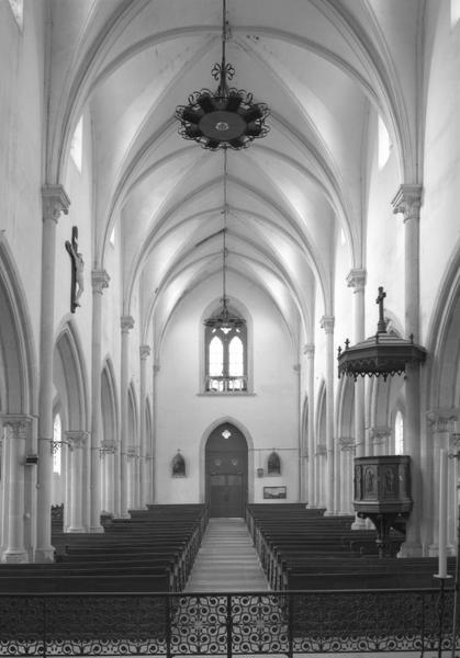 Vue intérieure prise de du choeur