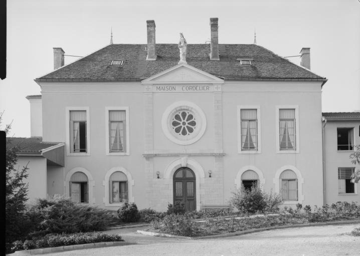 Façade.