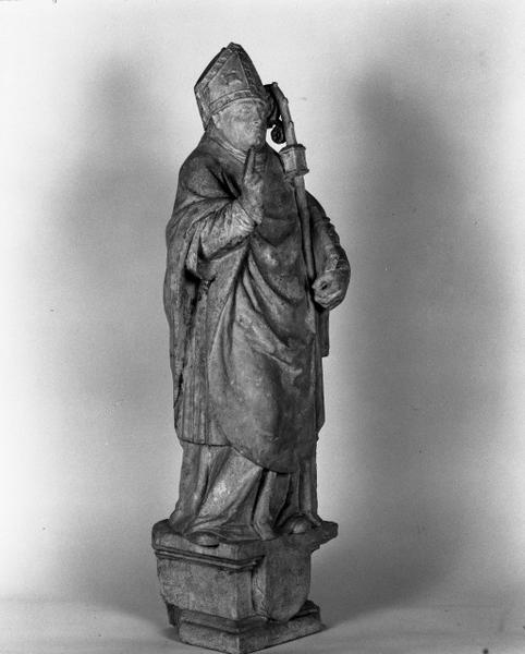 Statue (petite nature) : saint Claude