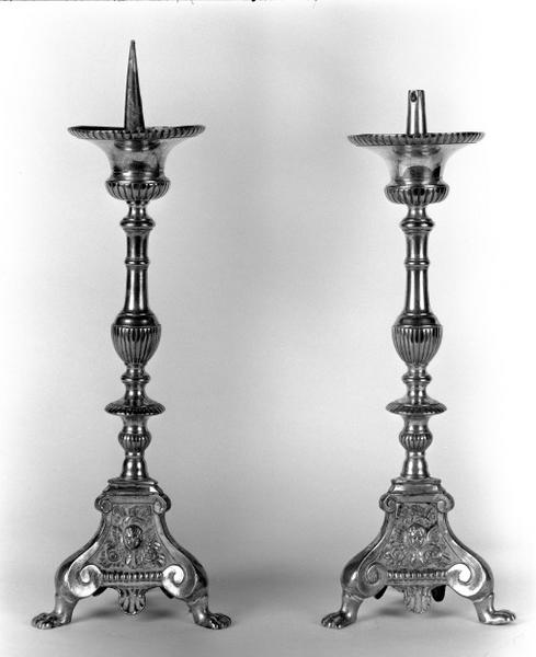 2 chandeliers (paire, 3)