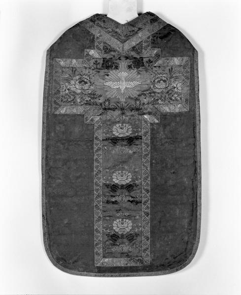 Chasuble (ornement rouge)