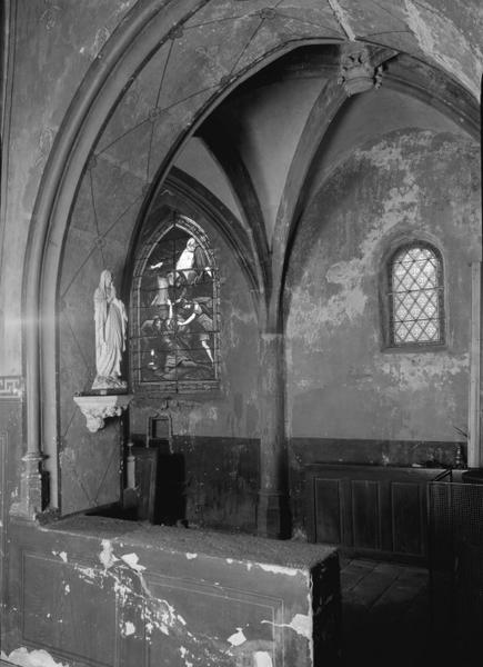 Chapelle latérale, première travée