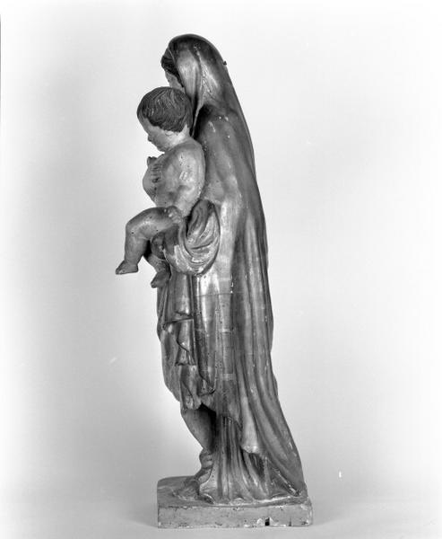 Statue (demi-nature) : Vierge à l'Enfant (2)