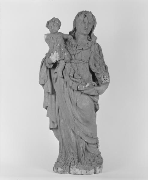 Statue (demi-nature) : Vierge à l'Enfant (1)