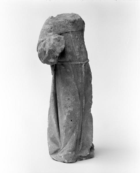 Statuette : moine