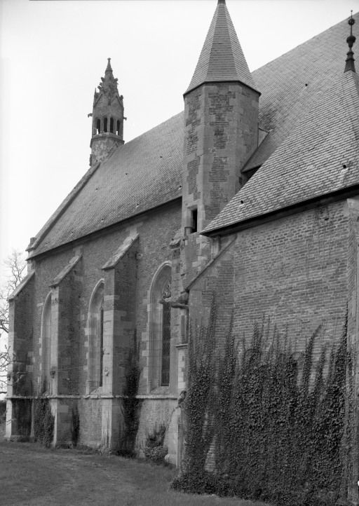 Chapelle de l'ancien château, élévation droite.