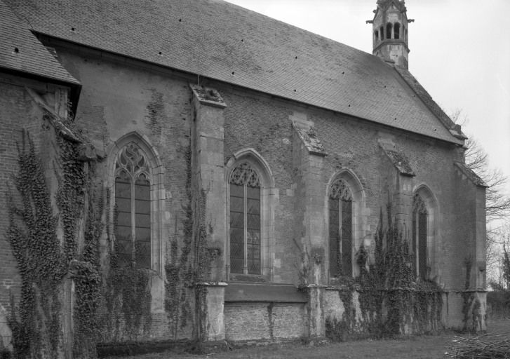 Chapelle de l'ancien château, élévation gauche.