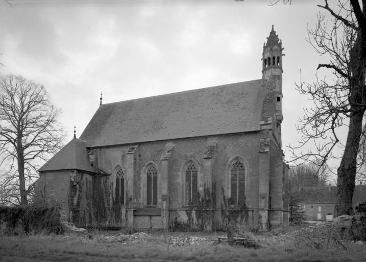 Chapelle de l'ancien château, vue d'ensemble de l'élévation gauche.