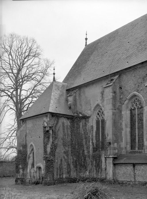 Chapelle de l'ancien château, élévation gauche.
