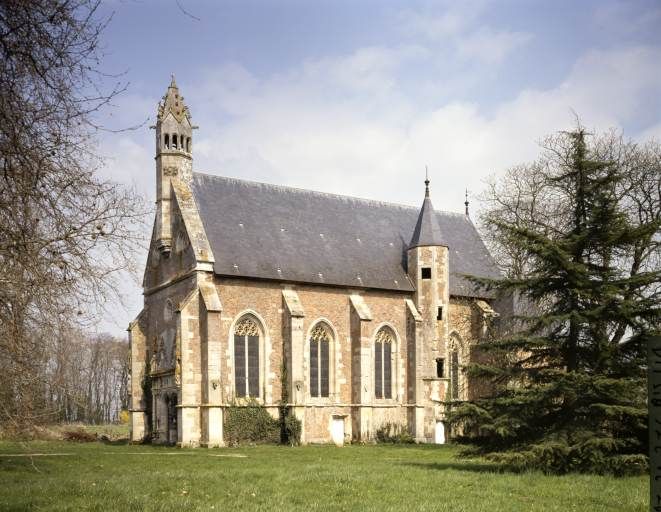 Chapelle de l'ancien château, élévation droite.