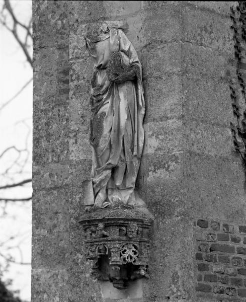 2 statues (d'applique, en pendant, décor d'élévation extérieure) : saint Claude, saint Philippe