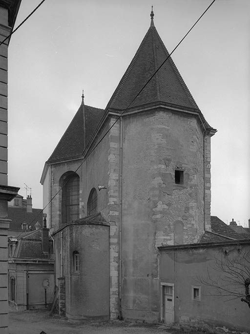 Chevet, vue de trois-quarts