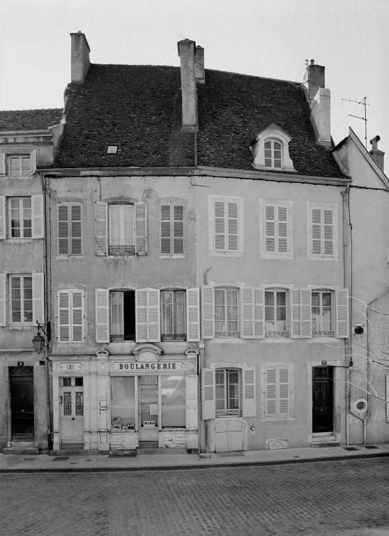 Maisons 05-07 place Marey
