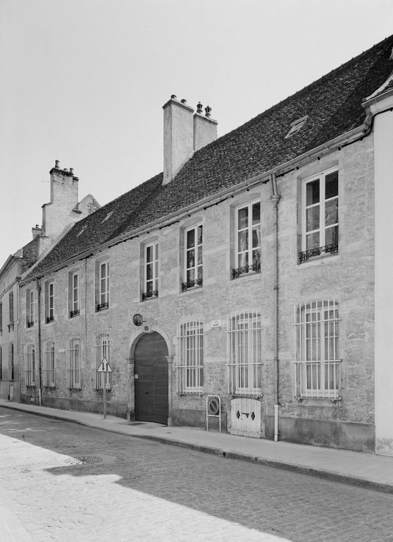 Maison 13 rue Marey