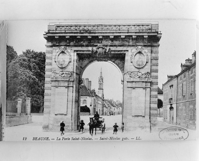  La Porte Saint-Nicolas [côté ville].