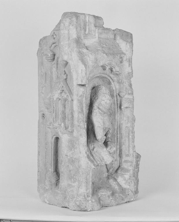 Relief (INV. 44.2137) : Christ de Pitié, trois-quarts droit