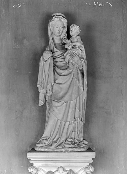 Statue (petite nature) : Vierge à l'Enfant (1)