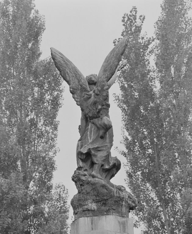 Statue de la Victoire, revers