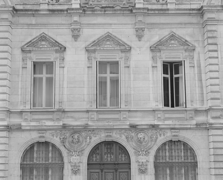 Détail de l'étage du corps central