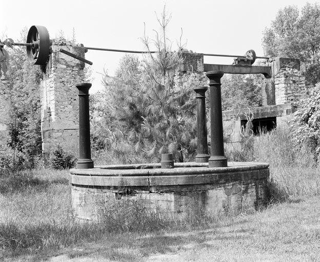 Puits a turbine et volant
