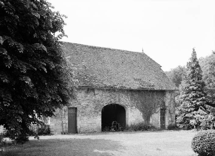 Bâtiment des dépendances, vue d'ensemble.