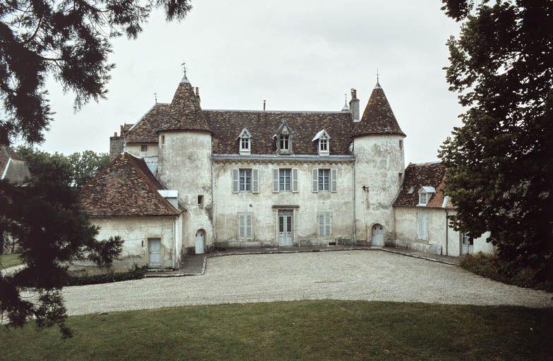 Logis, élévation antérieure