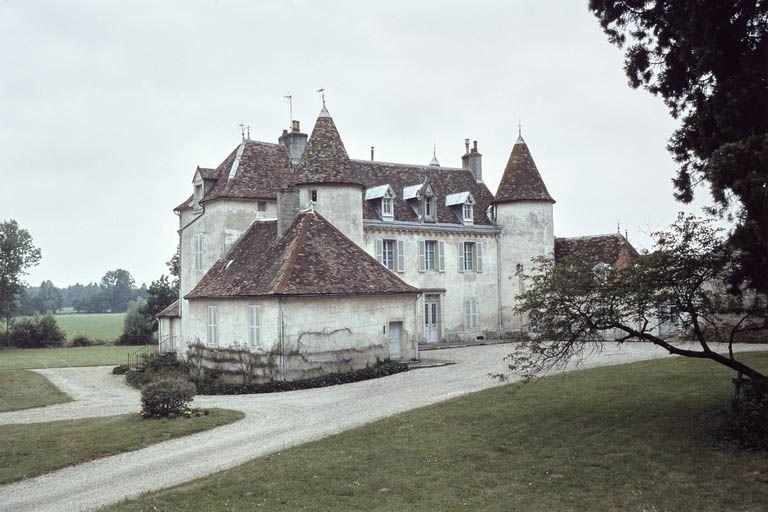 Logis, vue d'ensemble prise du sud-est