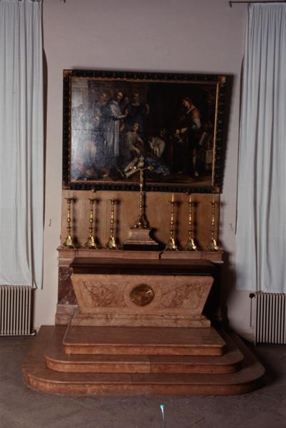 Vue d'ensemble avec sa garniture.