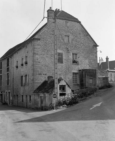 Elévation postérieure et mur gauche